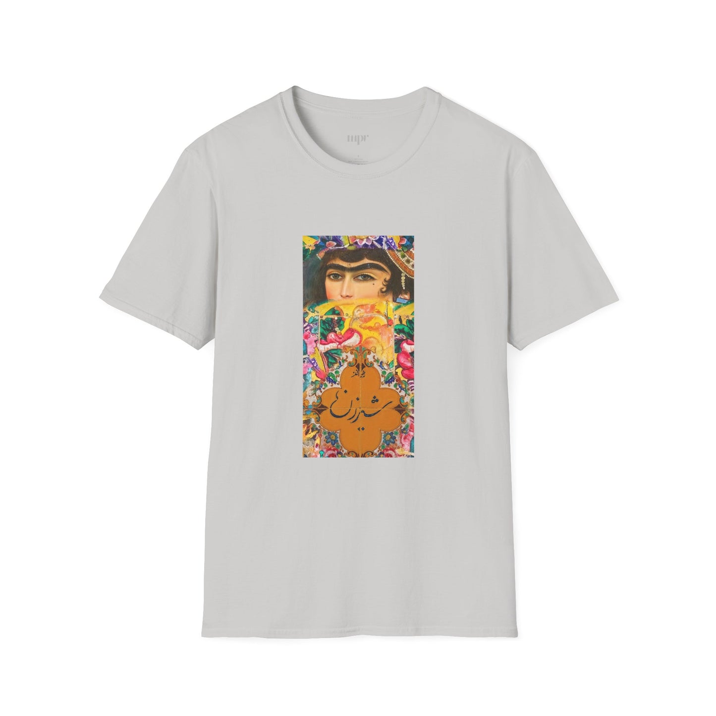 Dokhtar Irooni Unisex T-Shirt