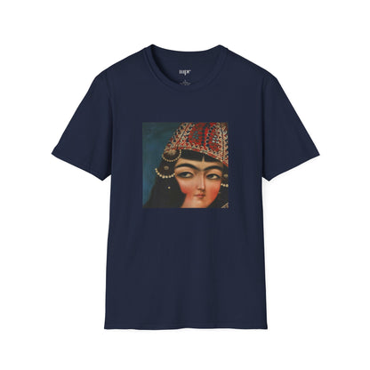 Dokhtar Irooni Unisex T-Shirt