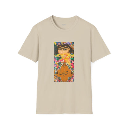 Dokhtar Irooni Unisex T-Shirt