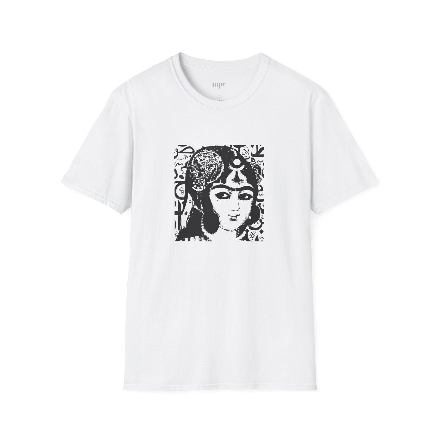 Dokhtar Irooni Unisex T-Shirt